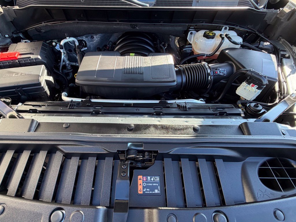 Used 2024 Chevrolet Silverado 1500 RST AWD/4WD image 7