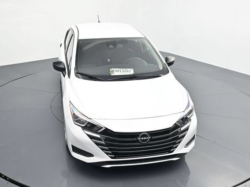 Used 2024 Nissan Versa S w/ Trunk Package FWD image 10