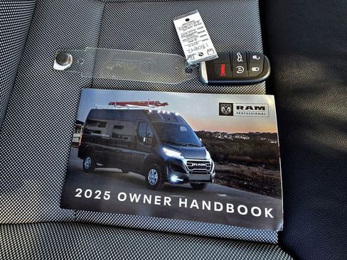 Used 2024 RAM ProMaster 2500 image 28