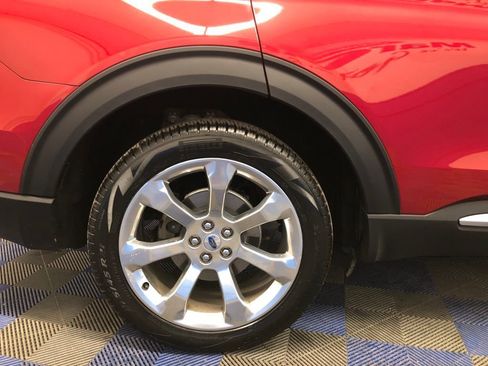 Certified 2020 Ford Explorer Platinum w/ Premium Technology Package image 11