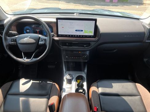 Used 2025 Ford Bronco Sport Outer Banks w/ Outer Banks Tech Package+ AWD/4WD image 35