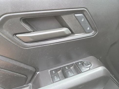 Used 2023 Chevrolet Colorado W/T image 21