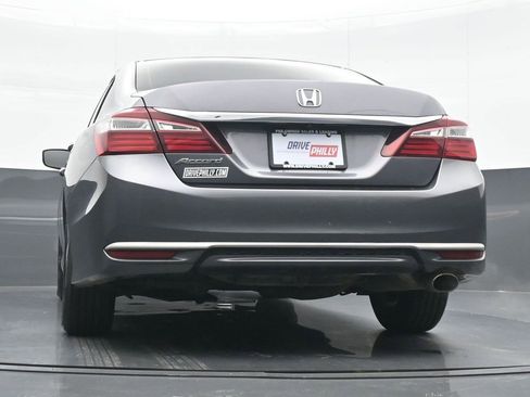 Used 2017 Honda Accord LX image 20