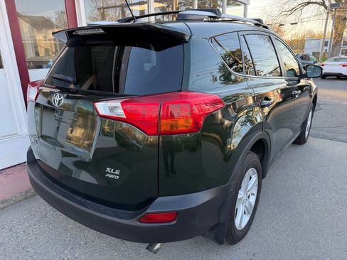 Used 2013 Toyota RAV4 XLE AWD/4WD image 4