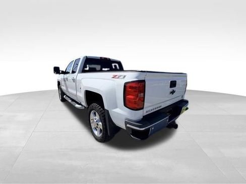 Used 2017 Chevrolet Silverado 2500 LTZ w/ Vortec Plus Package AWD/4WD image 4