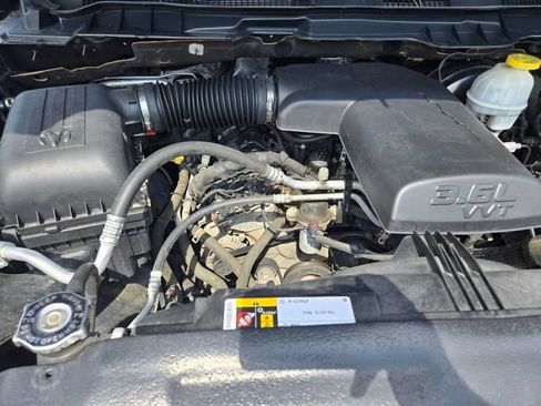 Used 2019 RAM 1500 Express AWD/4WD image 18