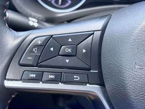 Certified 2025 Nissan Sentra SR w/ SR Premium Package FWD image 19