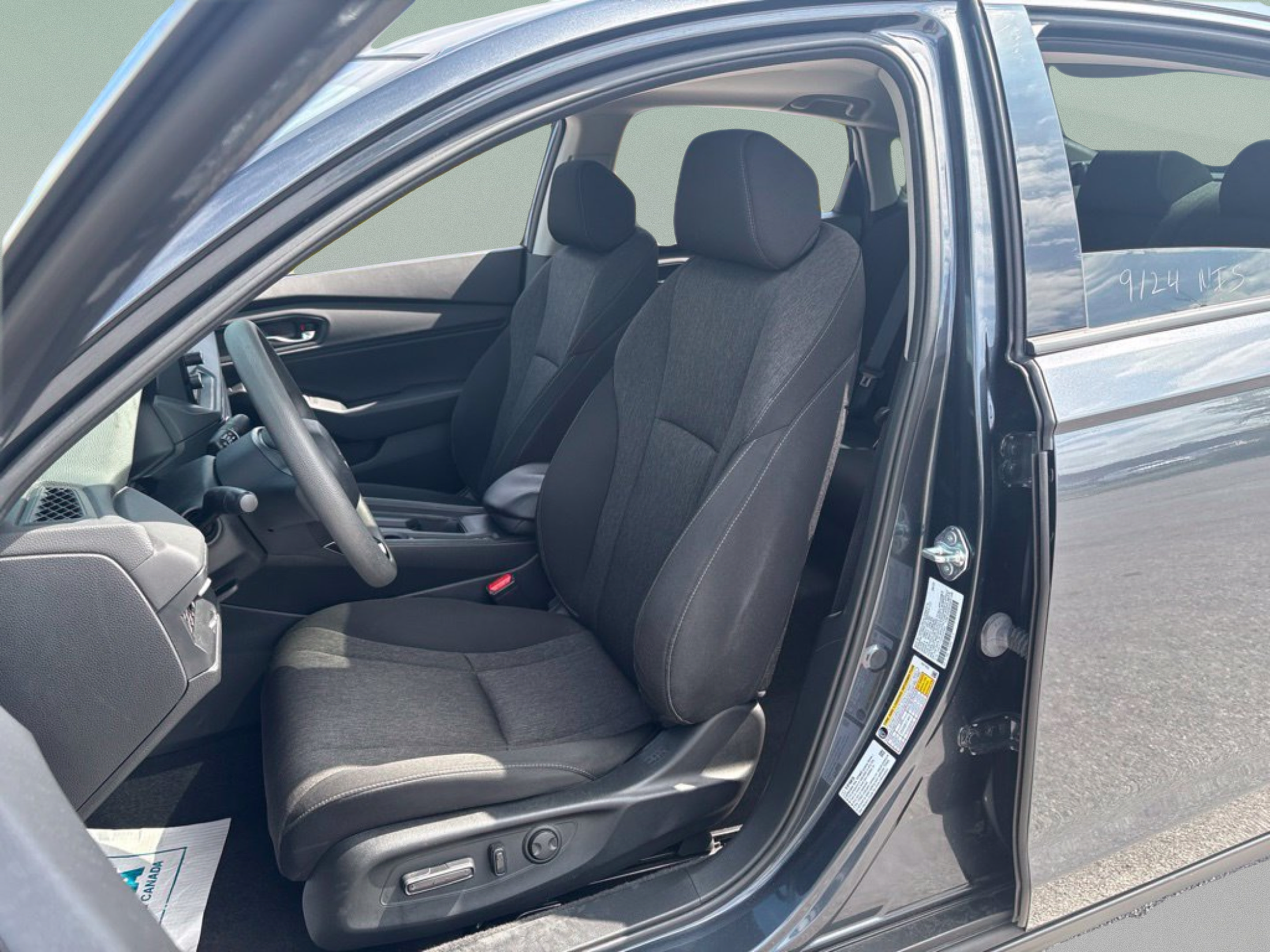 Used 2023 Honda Accord EX image 23