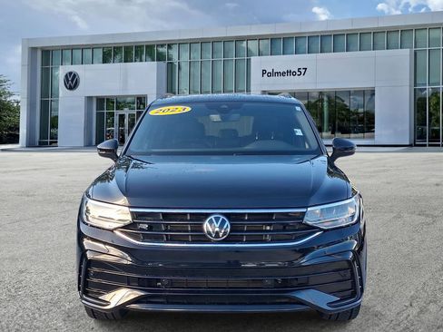 Certified 2023 Volkswagen Tiguan SE R-Line FWD image 2