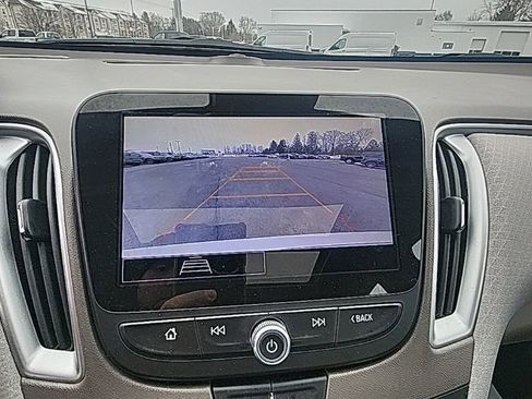 Used 2024 Chevrolet Malibu LT FWD image 30