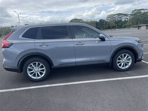 Used 2025 Honda CR-V EX image 7