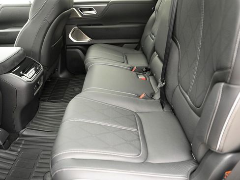 New 2025 INFINITI QX80 Sensory image 32