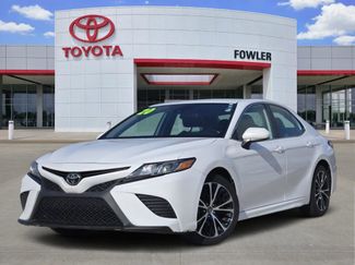 Used 2020 Toyota Camry SE video 1