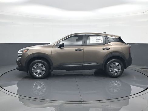 New 2026 Nissan Kicks S FWD image 4