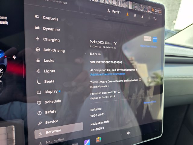 Used 2026 Tesla Model Y Long Range RWD image 32