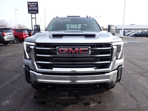 New 2026 GMC Sierra 2500 SLE w/ SLE Value Package; image 2