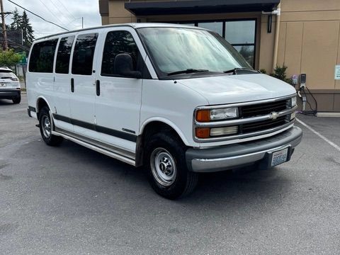 Used 2001 Chevrolet Express 3500 Passenger w/ LS Preferred Equipment Group RWD image 1