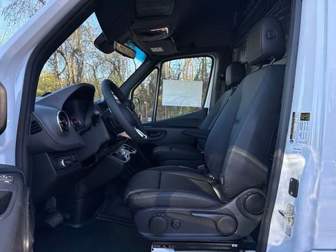 New 2025 Mercedes-Benz Sprinter 3500 image 9