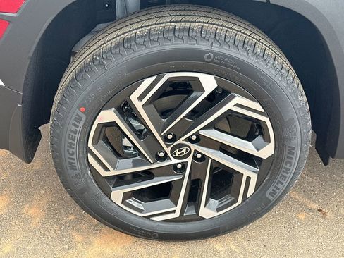 New 2026 Hyundai Tucson Limited image 17