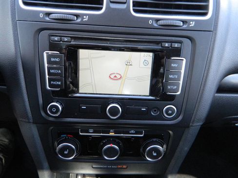 Used 2012 Volkswagen Jetta TDI image 19