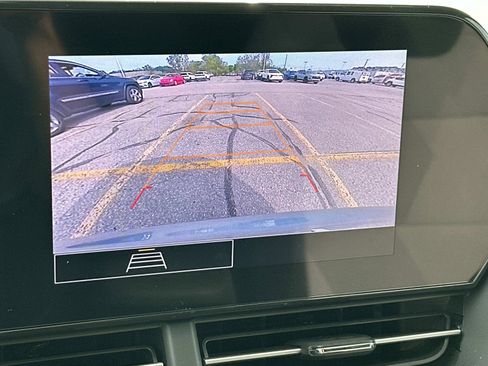 Certified 2024 Chevrolet Trax LS image 28