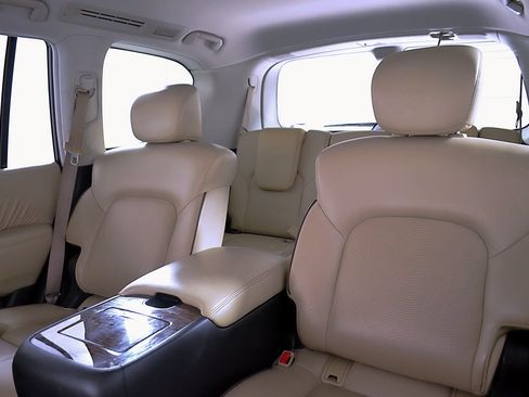Used 2020 Nissan Armada Platinum w/ Captain's Chairs Package AWD/4WD image 22