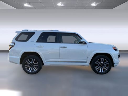 Used 2016 Toyota 4Runner Limited image 7