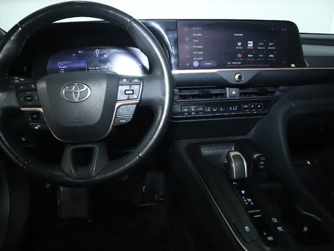 Certified 2023 Toyota Crown AWD/4WD image 30