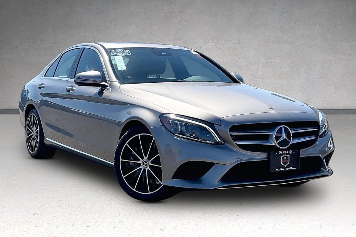 Used 2020 Mercedes-Benz C 300 Sedan w/ Premium Package image 2