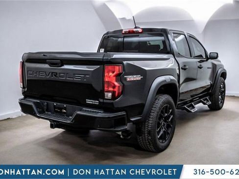 Used 2024 Chevrolet Colorado Trail Boss w/ LPO, Dark Essentials Package image 32