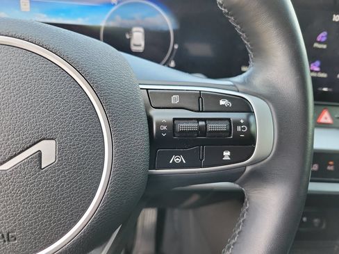 Used 2025 Kia Sportage SX FWD image 22