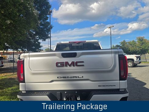 Certified 2023 GMC Sierra 1500 Denali AWD/4WD image 5