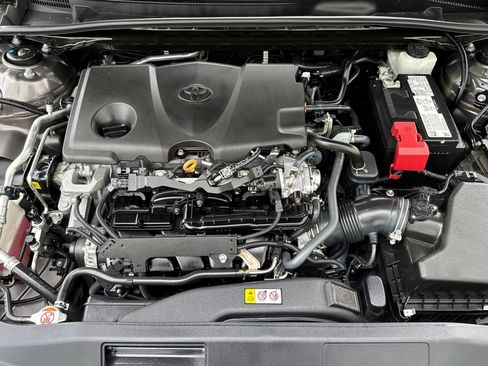 Used 2023 Toyota Camry SE FWD image 33