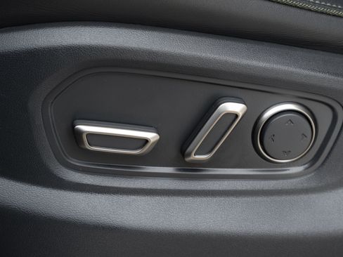 Used 2022 Rivian R1T Adventure image 23