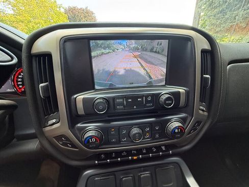 Used 2015 GMC Sierra 2500 Denali w/ Duramax Plus Package image 24