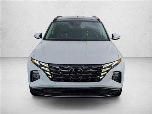 Used 2022 Hyundai Tucson Limited FWD image 2