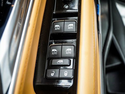 Used 2023 Jeep Grand Wagoneer Series III w/ Quick Order Packagew 28T AWD/4WD image 38
