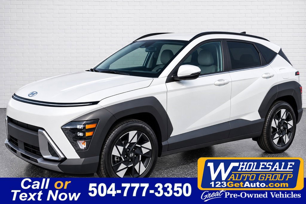 Used 2025 Hyundai Kona SEL FWD image 1