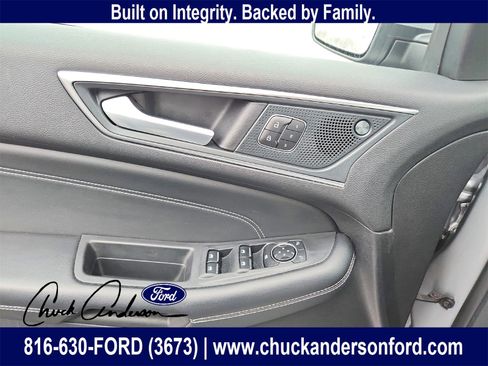 Used 2024 Ford Edge Titanium image 18