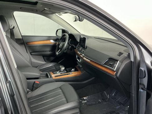Used 2021 Audi Q5 e Premium w/ Convenience Package AWD/4WD image 20