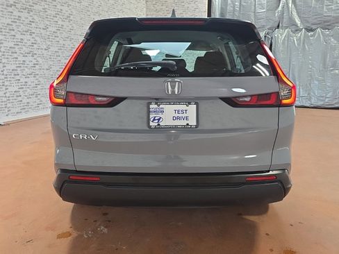 Used 2023 Honda CR-V LX image 5