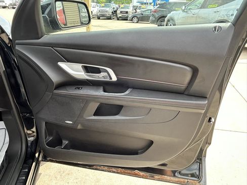 Used 2010 GMC Terrain SLT FWD image 16