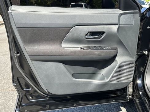 Certified 2025 Nissan Kicks S AWD/4WD image 12