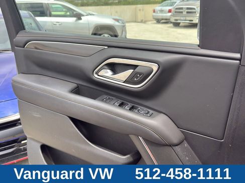 Used 2024 GMC Yukon XL AT4 AWD/4WD image 28