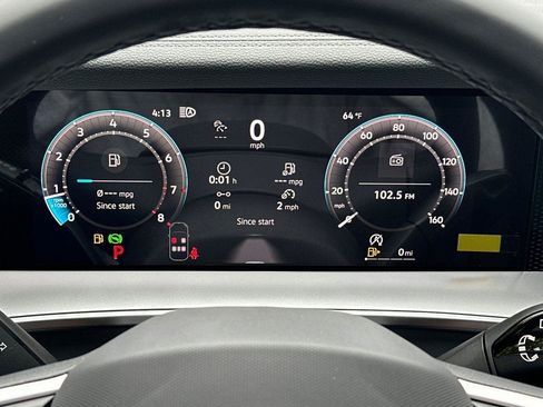 New 2026 Volkswagen Tiguan SE R-Line image 23