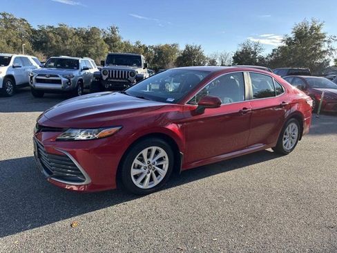 Certified 2024 Toyota Camry LE image 4