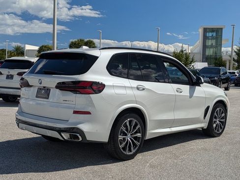 New 2026 BMW X5 xDrive50e AWD/4WD image 2