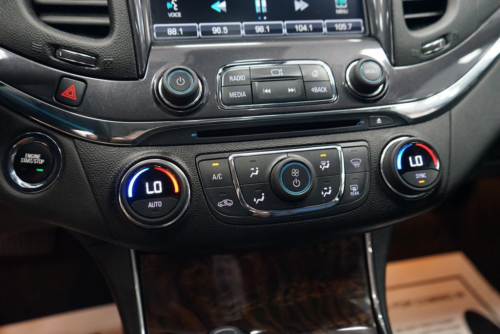 Used 2015 Chevrolet Impala LT FWD image 35