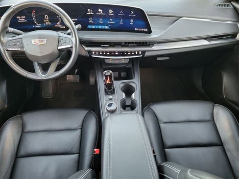 Used 2024 Cadillac XT4 Premium Luxury image 14