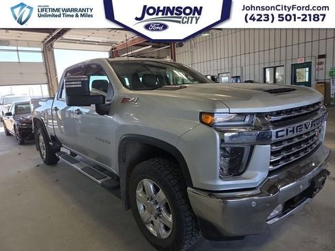 Used 2022 Chevrolet Silverado 3500 LTZ image 1